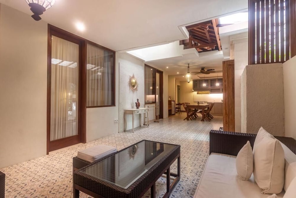 Arana Suite 47/71