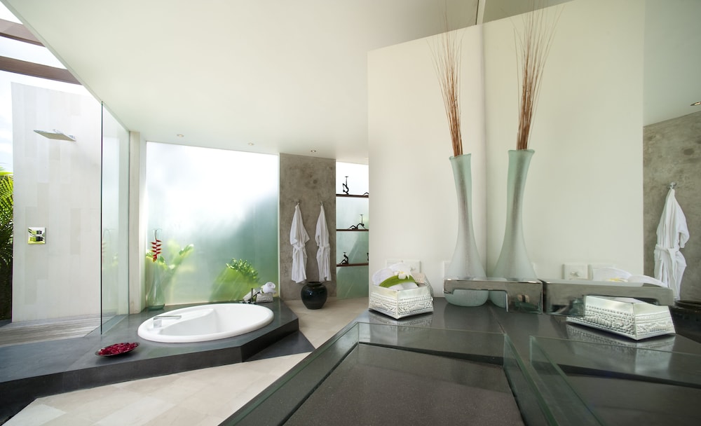 The Layar - Designer Villas & Spa 47/50
