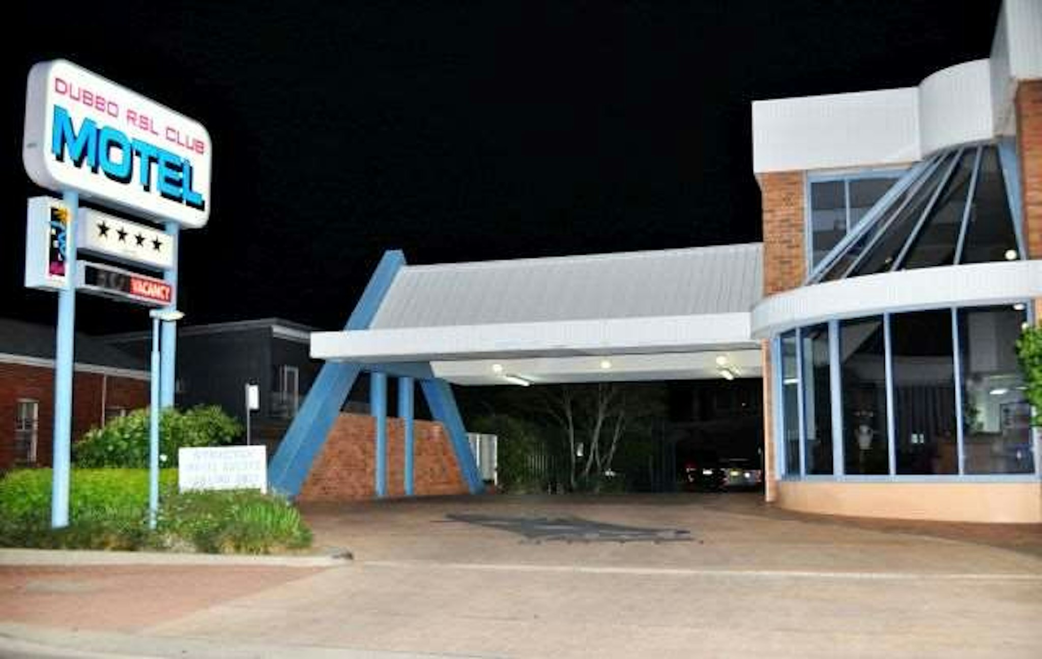 Dubbo Rsl Motel 1/9