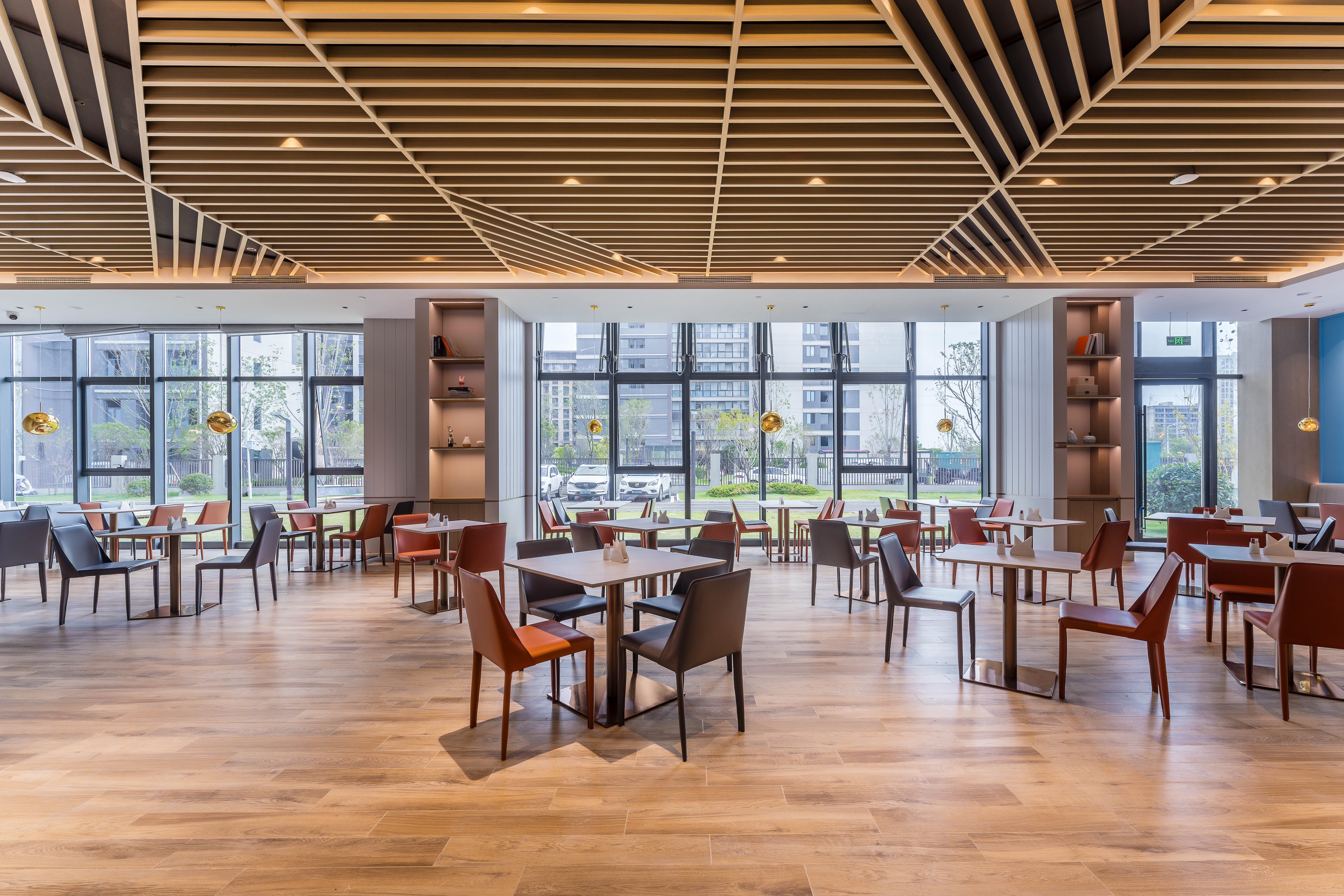 Holiday Inn Express Zhoukou Dancheng 24/38