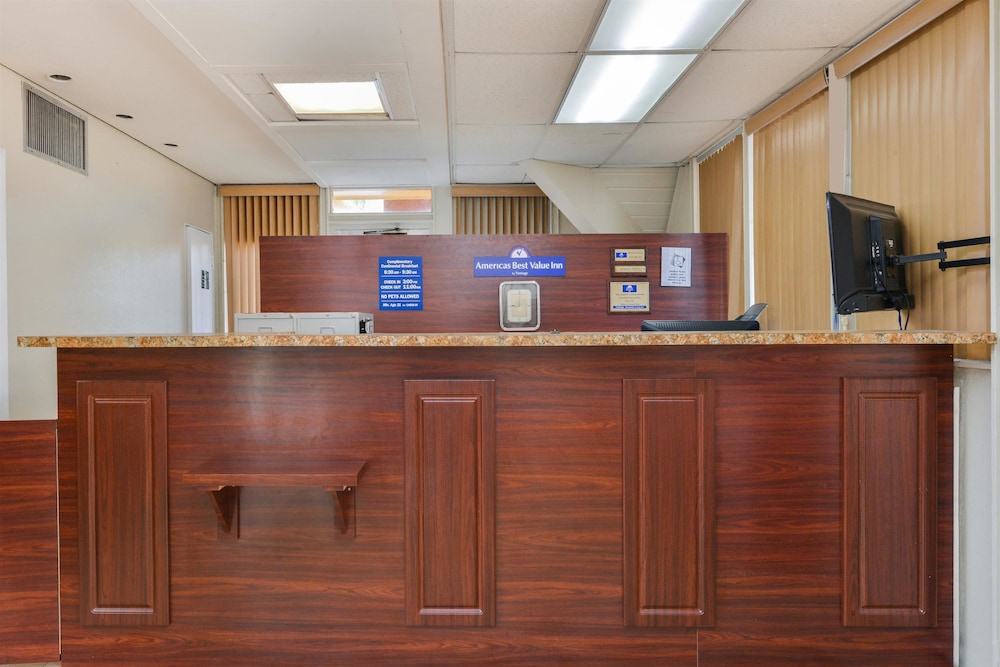 Americas Best Value Inn Sarasota Downtown 12/40