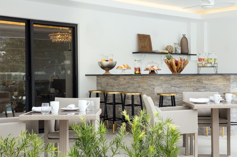 Elita Hotel 44/60