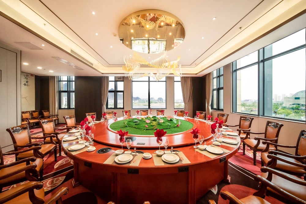 Ramada Plaza by Wyndham Hezhou North 20/32
