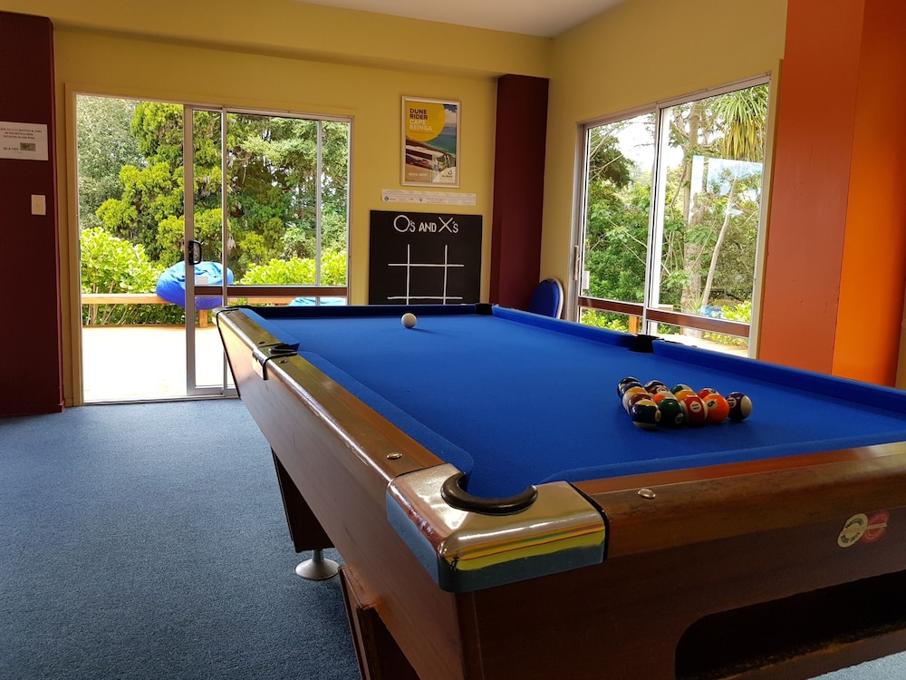 Aloha Seaview Resort Motel 25/68