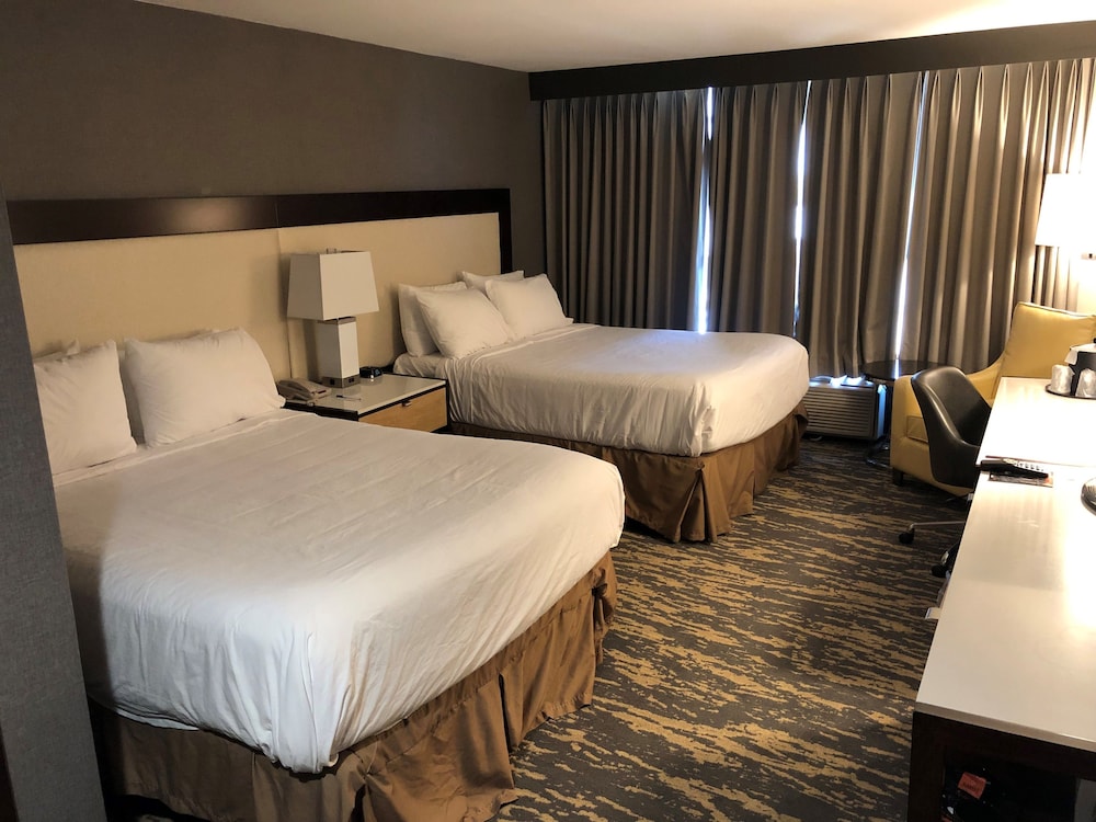 ROOM, 2 QUEEN BEDS