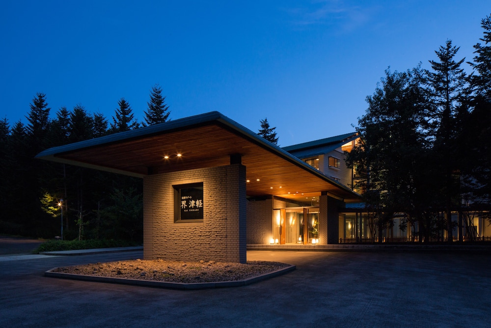 Hoshino Resorts Kai Tsugaru 6/70