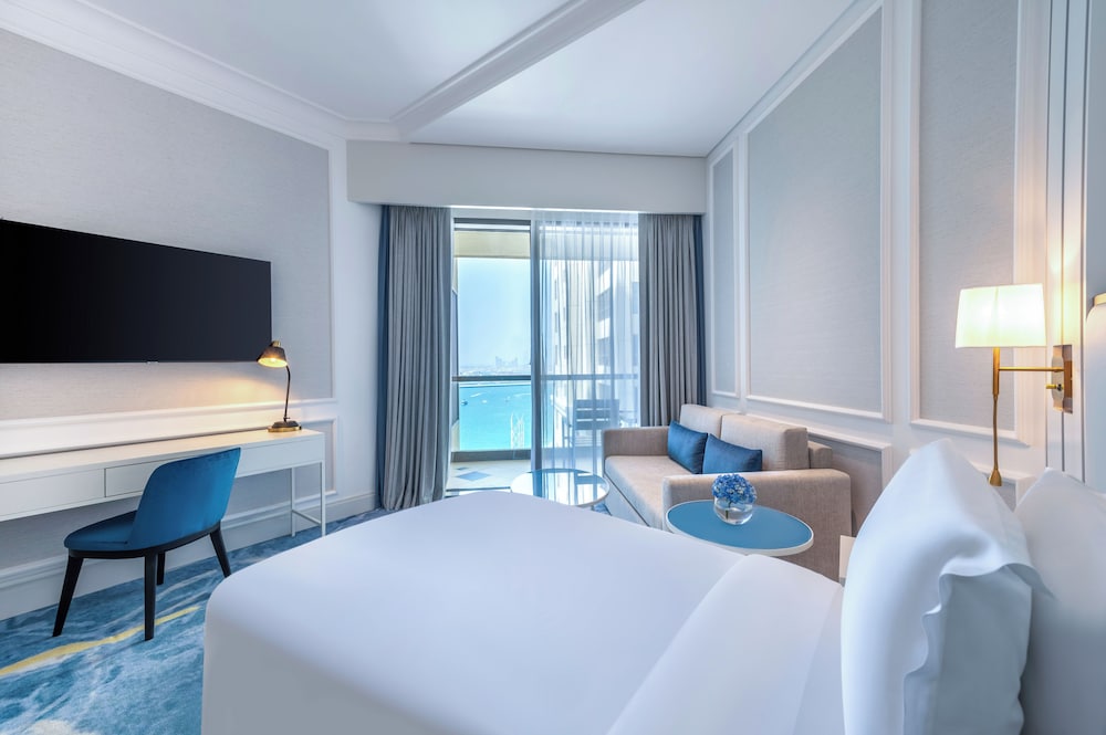 Sofitel Dubai Jumeirah Beach Hotel 24/80