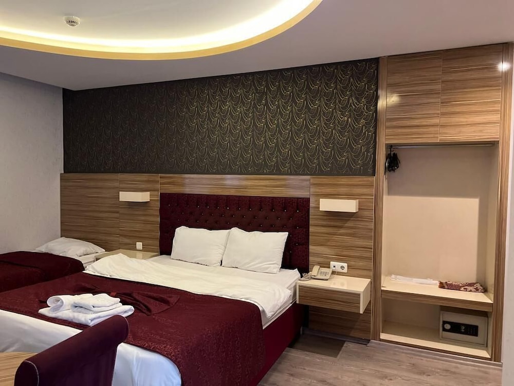 Grand Ezel Hotel 26/50