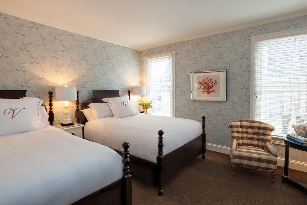 Virginia Hotel 16/48