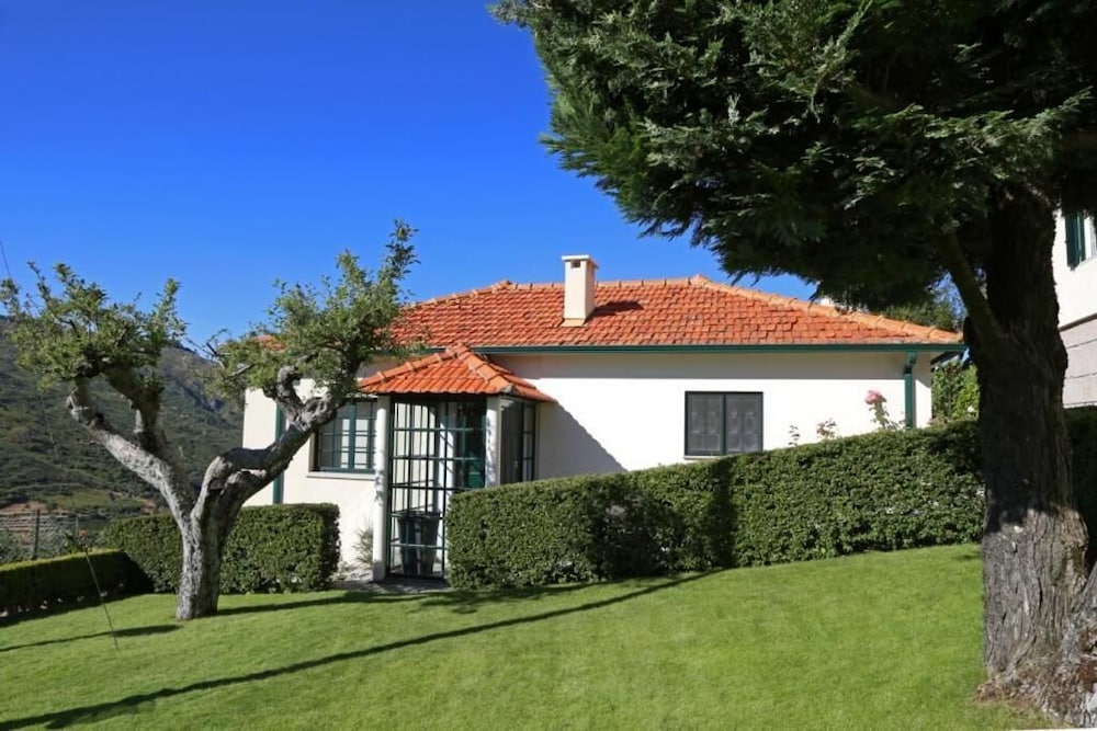Quinta Da Timpeira 54/64
