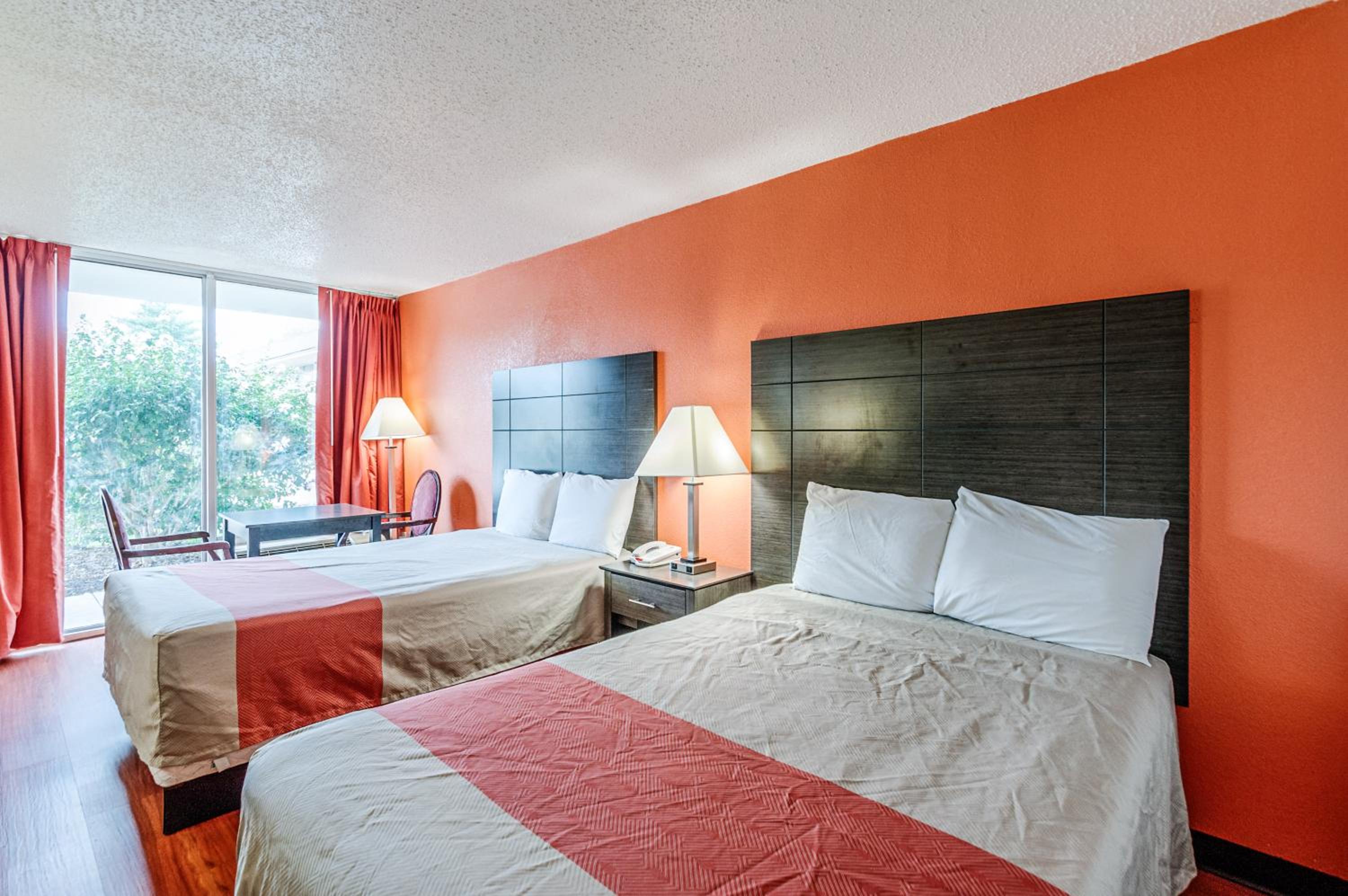 غرفة رباعية للمدخنين، Motel6 Dumfries, VA 2/7