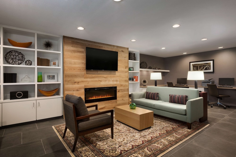 Country Inn & Suites by Radisson, New Braunfels, TX 18/27