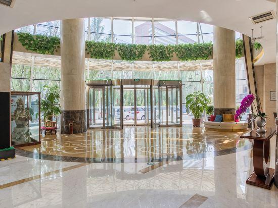 Chun Xue Four Seasons Hotel 7/57