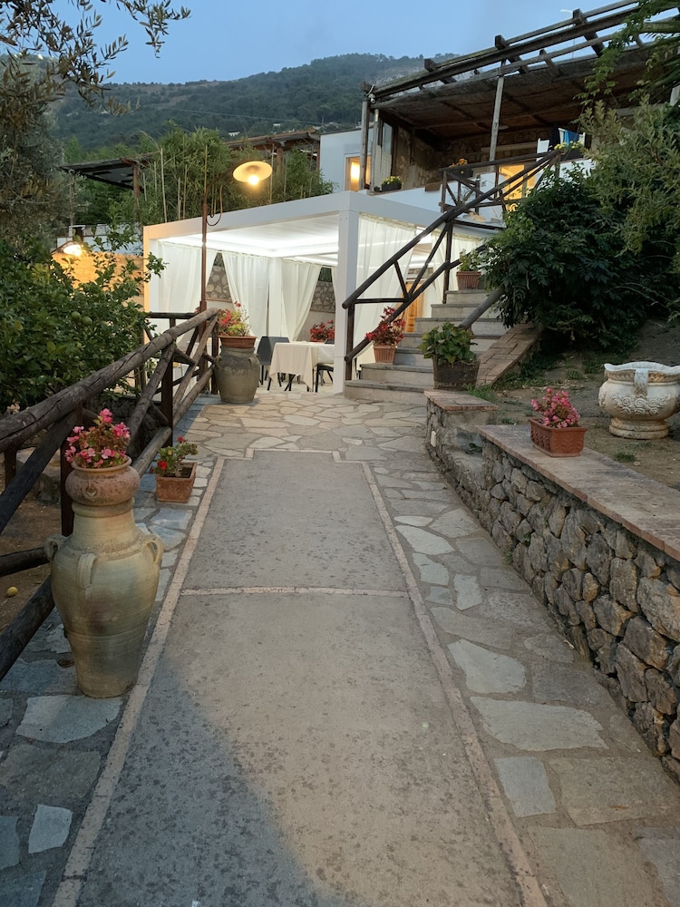 Relais Villa Anna 33/46