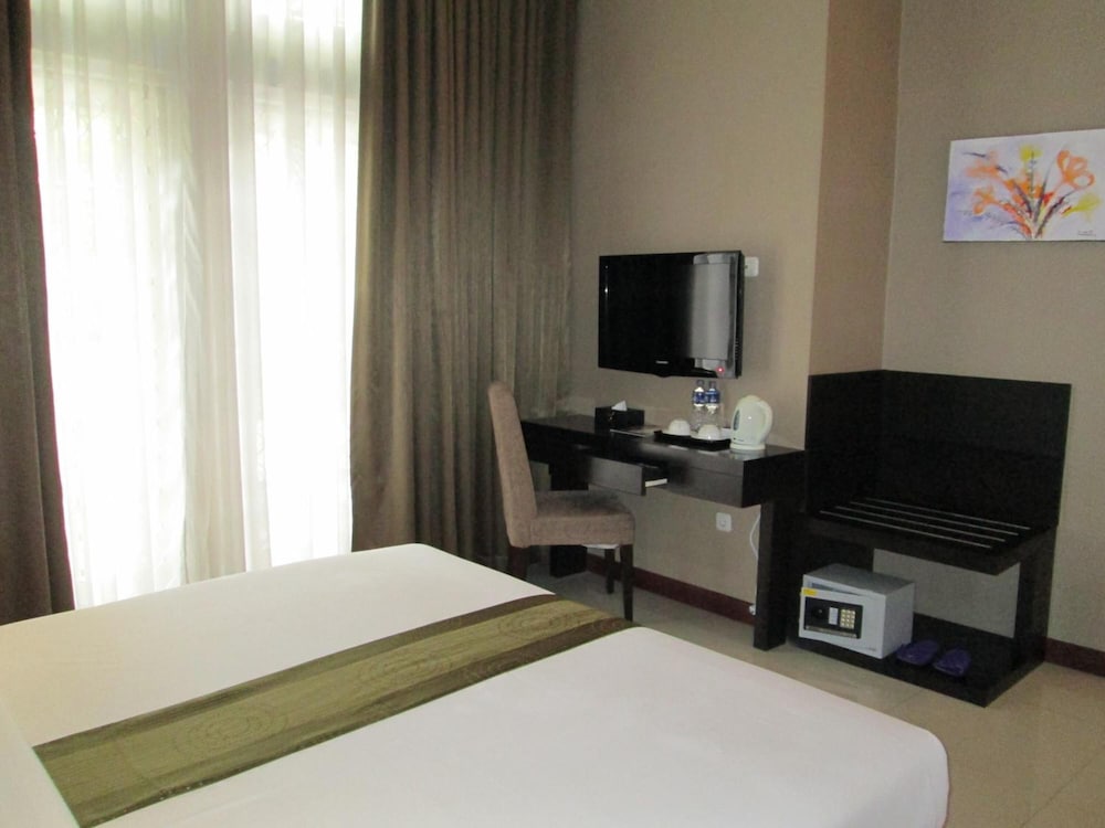 Vio Cimanuk Hotel 13/68