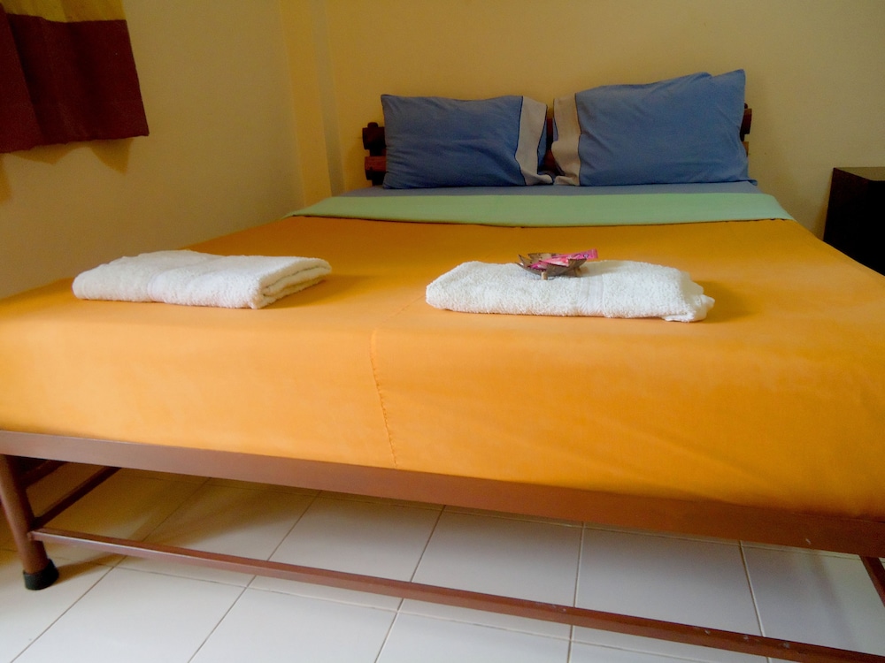 Baan Somtawin 8/53