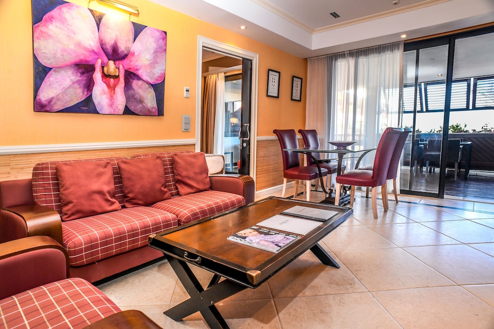 Gran Hotel Guadalpin Banus 35/50