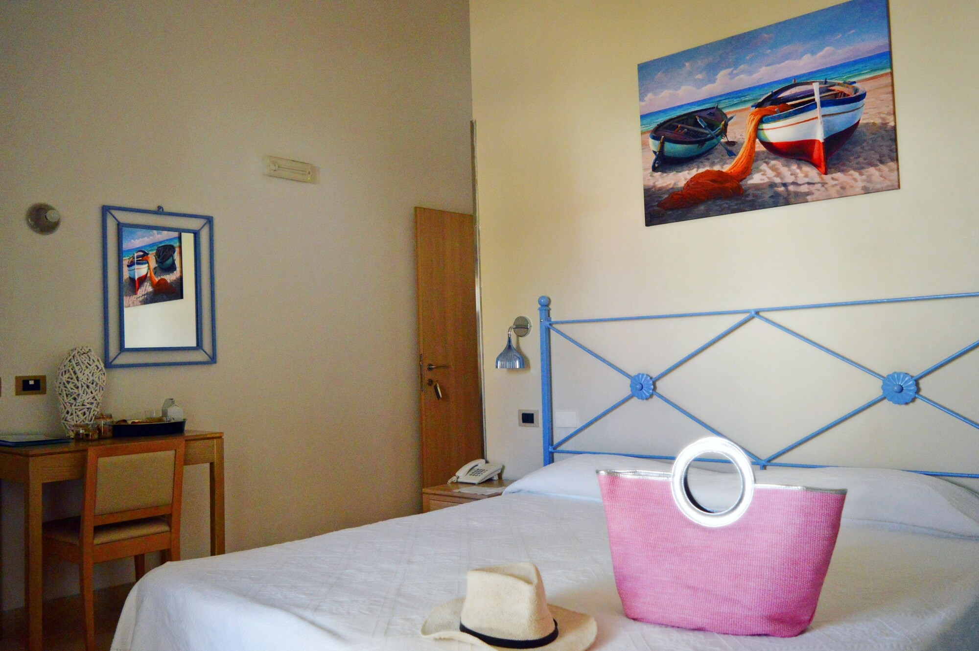 Family, Double and Twin Beds