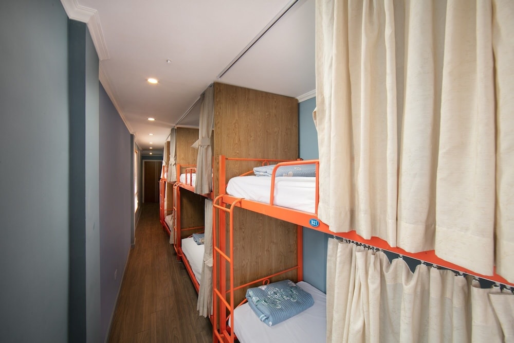 Bonsella Cozy Hotel 3/45