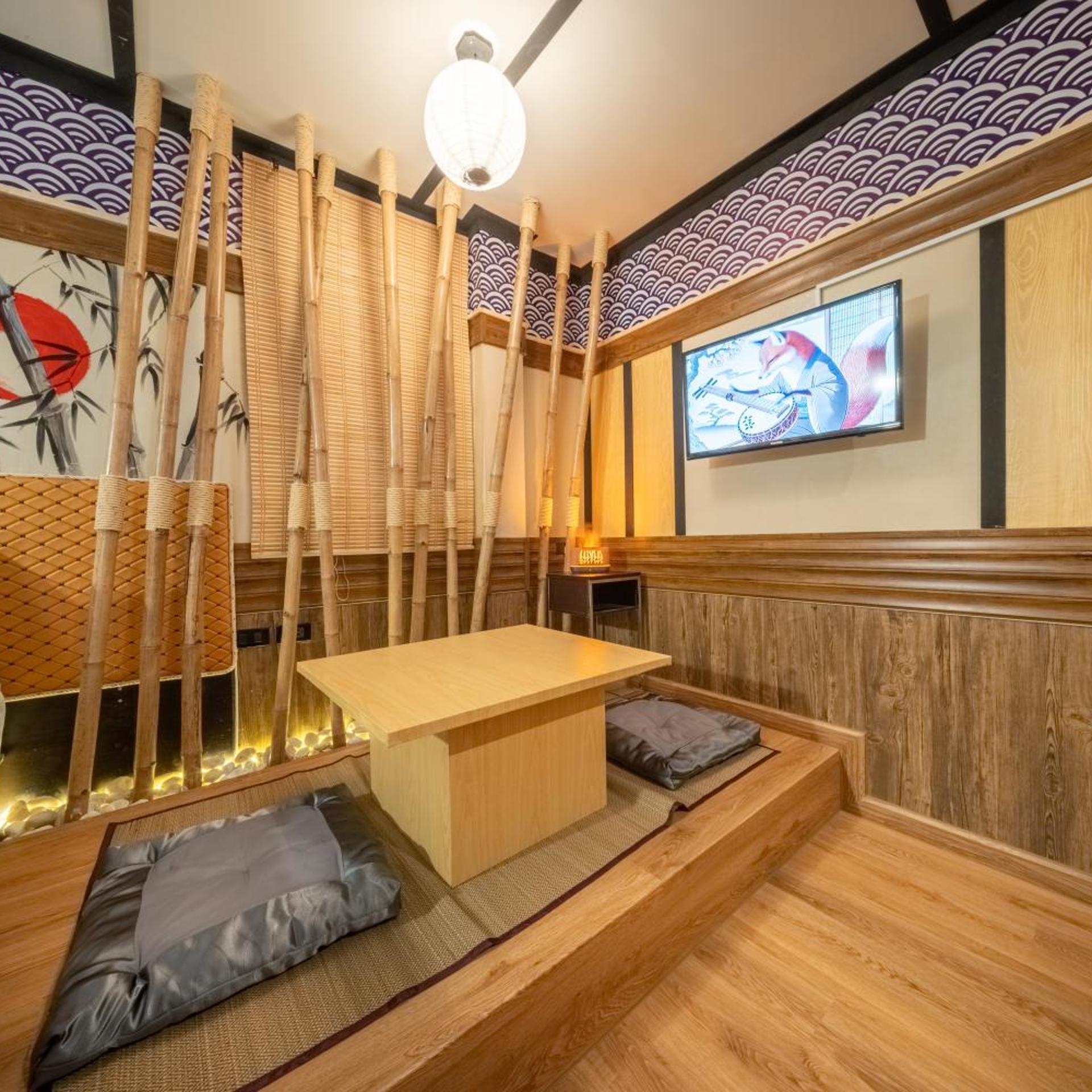 SHIN Hotel Victory Monument 25/50