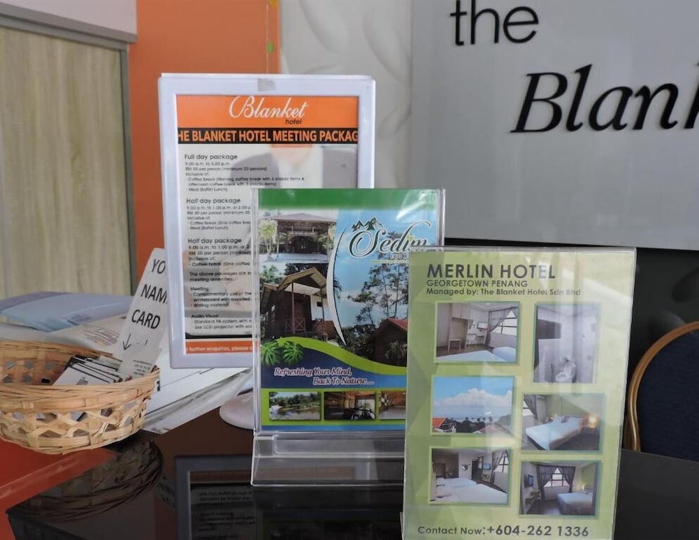 The Blanket Hotel 30/45