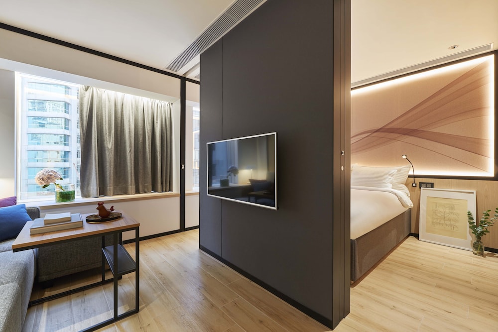 CM+ Hotels and Serviced Apartments 26/44