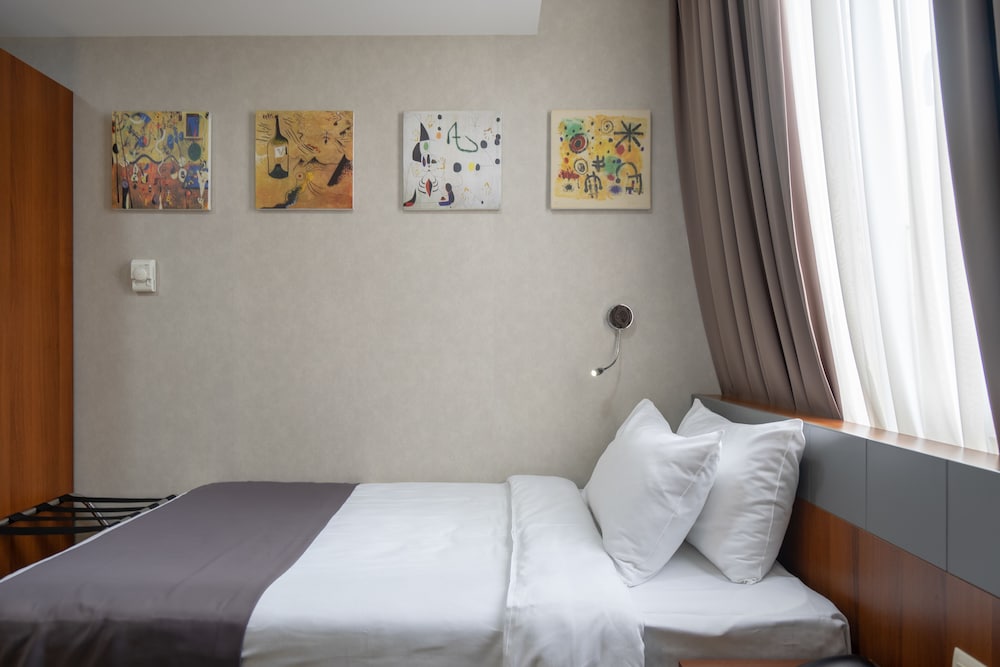 Hotel Atlas Abashidze 4/34