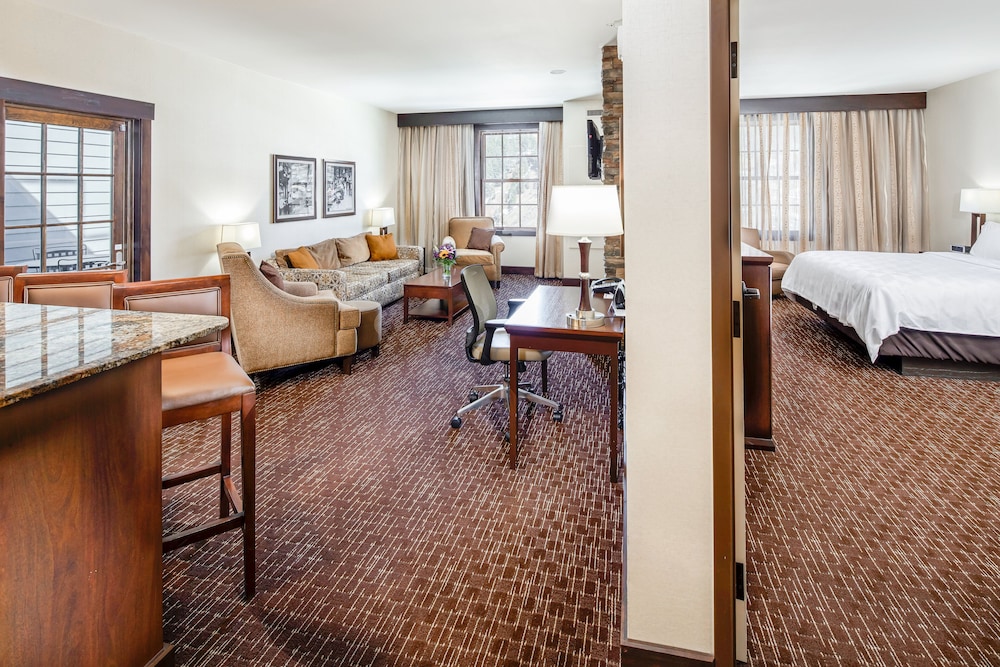 Holiday Inn Resort Deadwood Mountain Grand 63/78