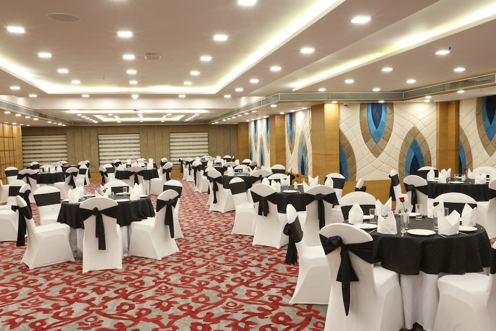 Clarks Inn Suite Gwalior 37/41