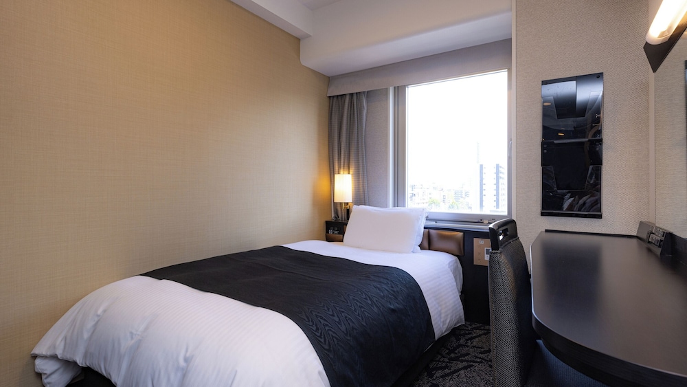 ROOM, SINGLE, SINGLE BED, SMOKING