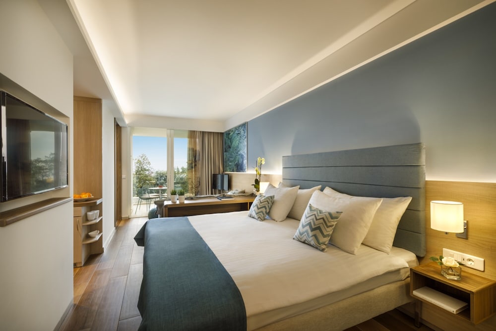 Maro, Suite, Double and Bunk Bed