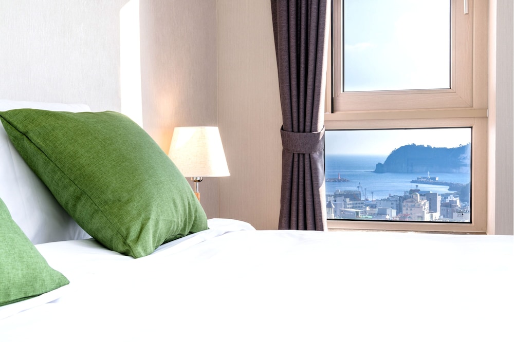 Shin Shin Hotel Seogwipo 36/50