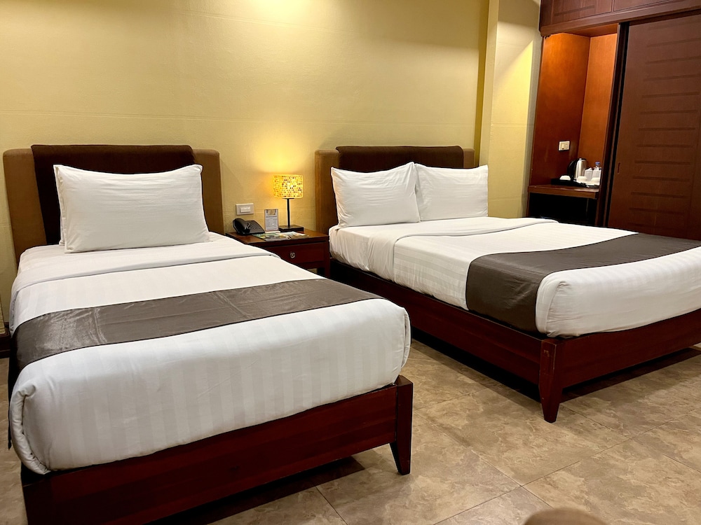 غرفة بريميير ثلاثية، Hotel Del Rio 3/6