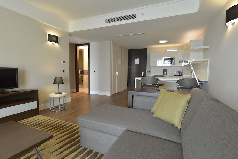 Wyndham Grand Istanbul Europe 53/72