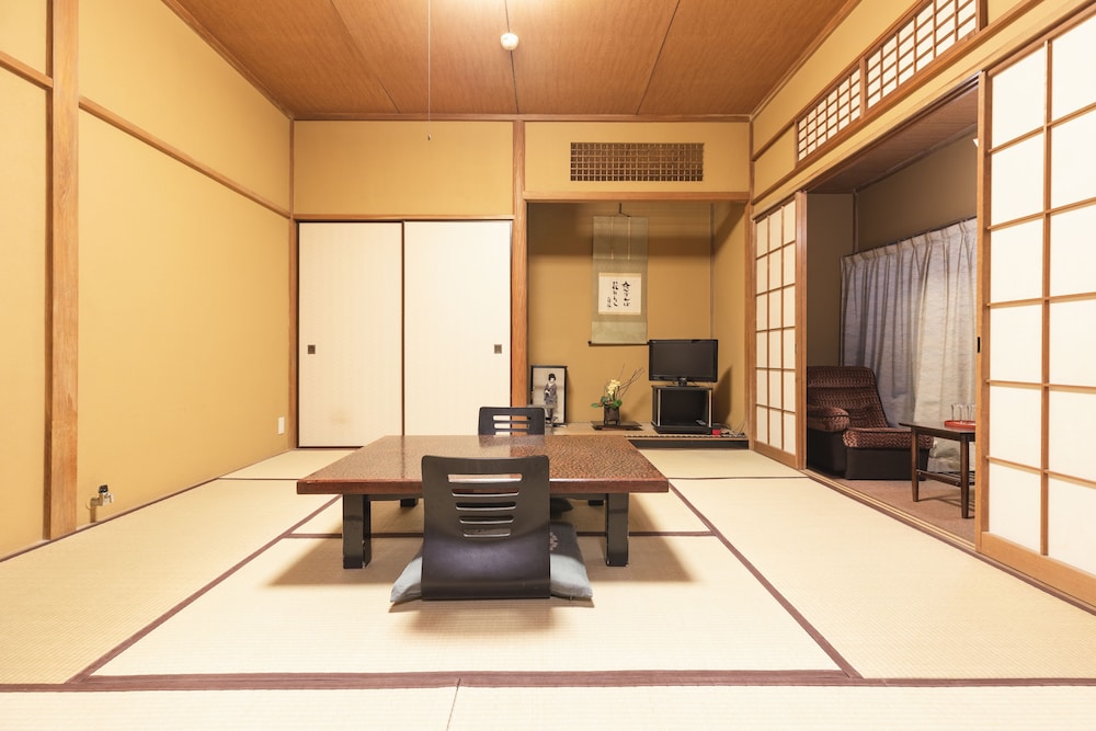 Yushintei 36/39