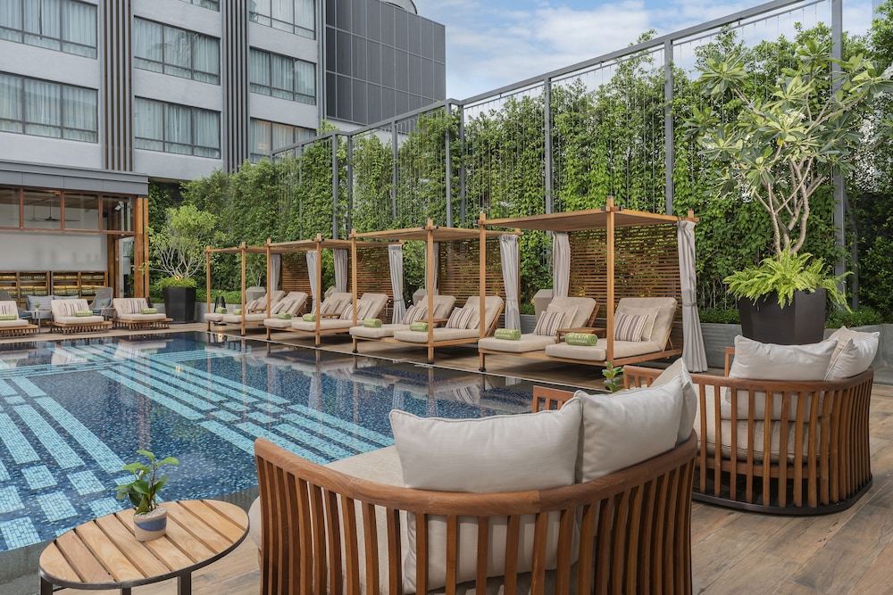 Melia Chiang Mai 40/75