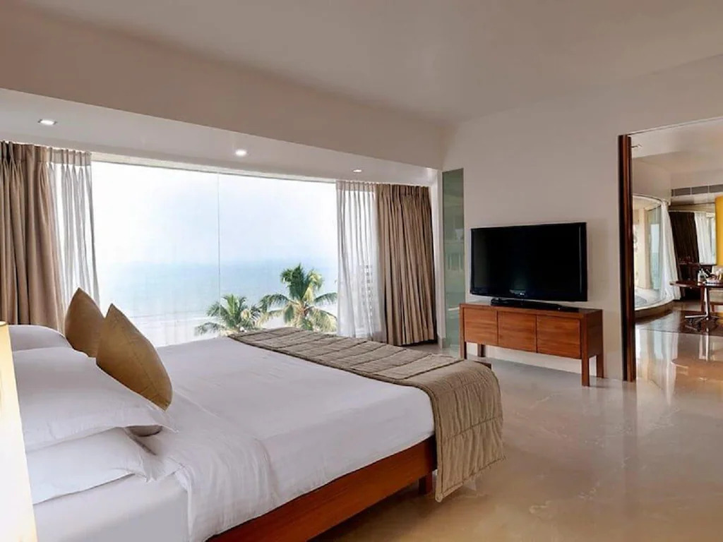Room at Hotel Sea Princess, MUMBAI