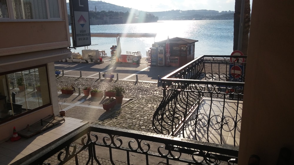 Foca Kumsal Hotel 17/50