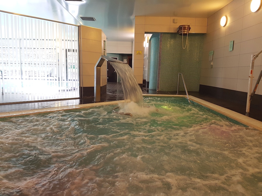 Norton House Spa And Hotel 8/77