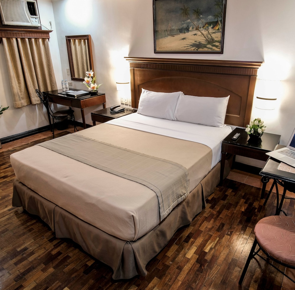 Fersal Hotel P Tuazon Cubao 29/55