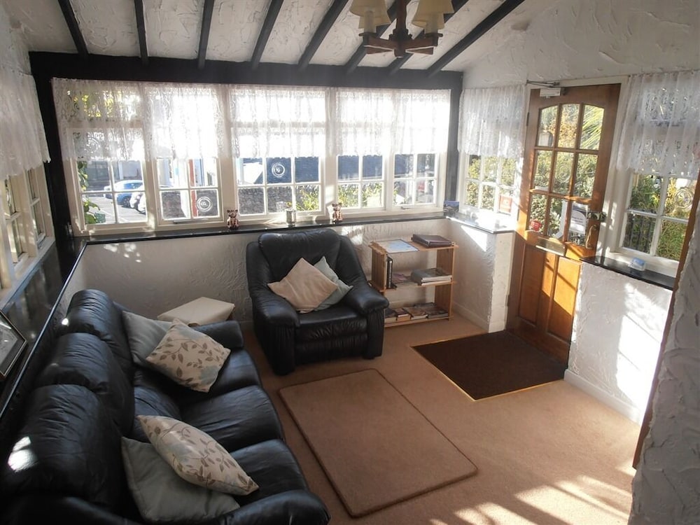 Burleigh House - Guest house 37/60