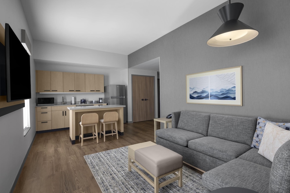 Hyatt Place Bozeman Yellowstone Airport 27/49