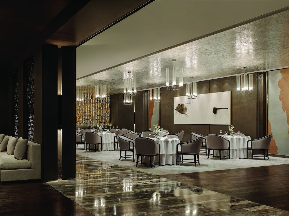 Langham Place Ningbo Culture Plaza 45/56