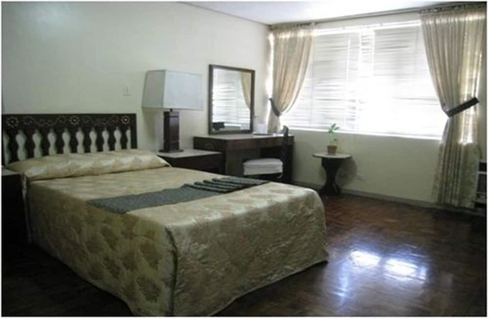 Manila Manor Hotel 29/35