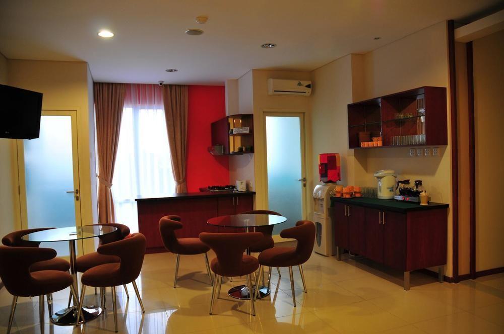 Thamrin Condotel 14/16
