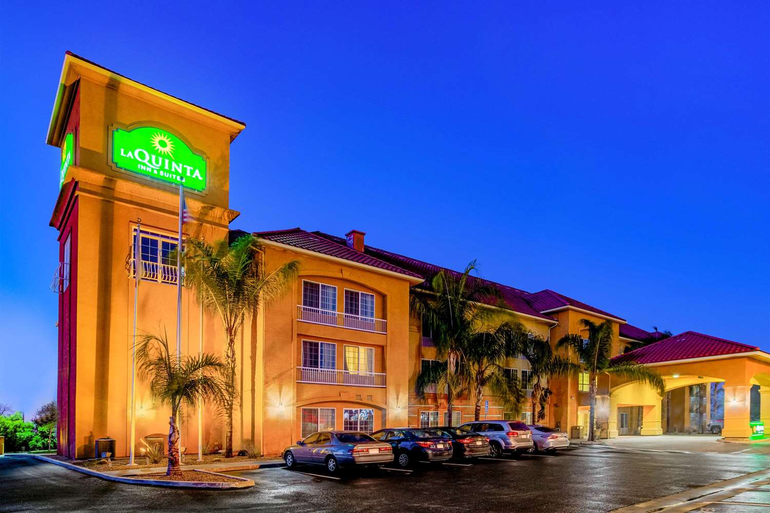 La Quinta Inn & Suites by Wyndham Fowler 6/61