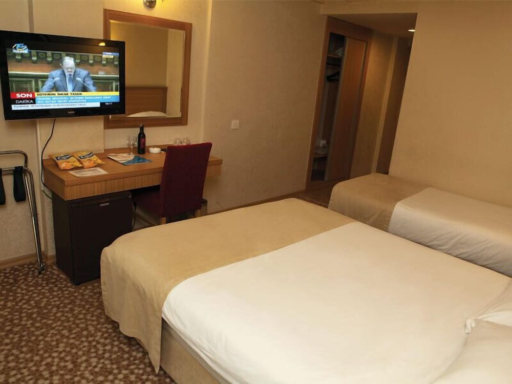 Sun Inn Hotel 3/17