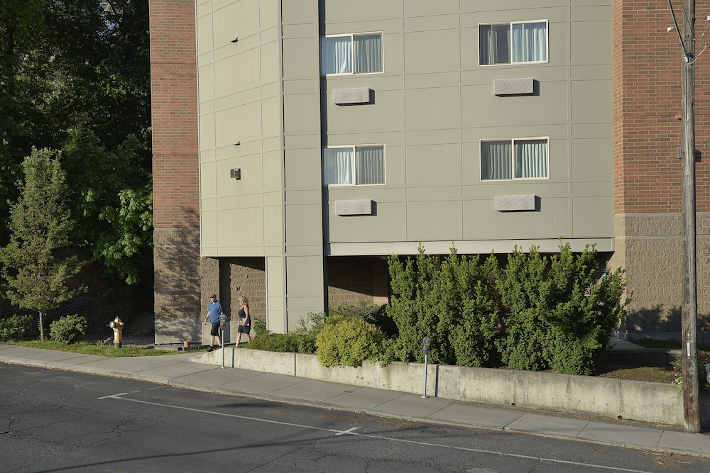 The Madison Inn 2/68