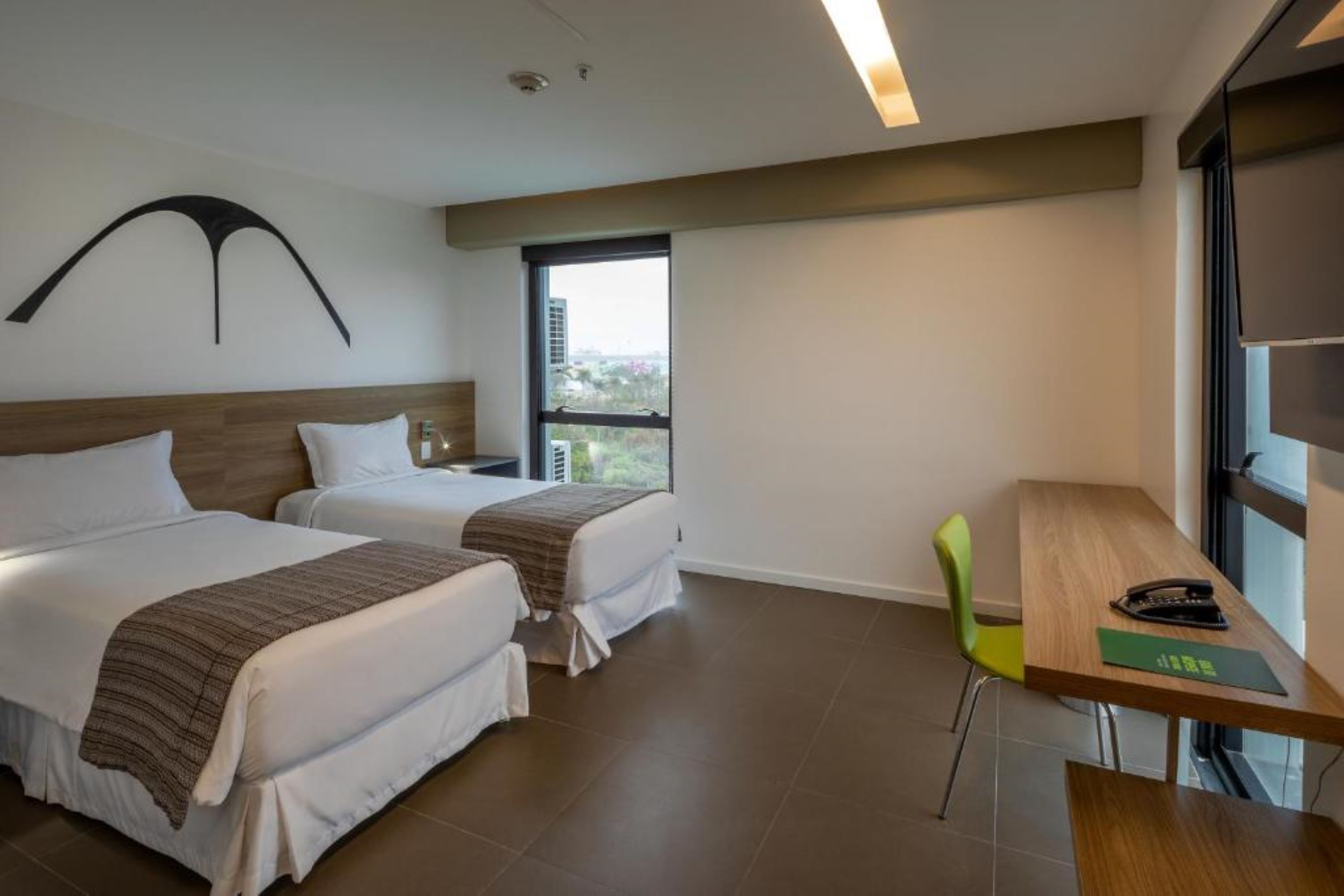 SUPERIOR, TWIN BEDS
