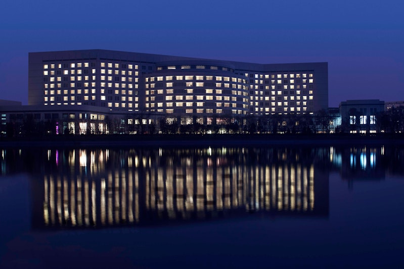The Lakeview Tianjin -- Marriott Executive Apartments 1/9